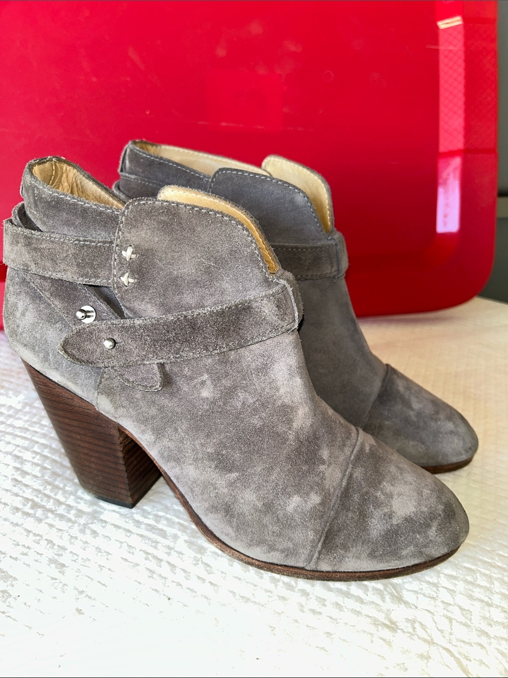 Rug & bone Women's Suede Ankle Bootie in Gray